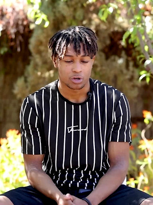 Gay sex pics with Newbie Kendrix Carter Breaks Into The Industry With Help From A Friend!