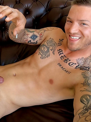 Gay pics of Shooting with fit Aussie porn star Sarpa Van Rider