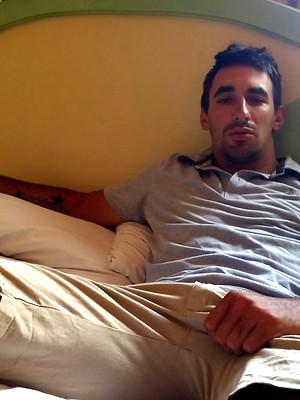 Hot gay sex pics with 3885 Fabian Flores solo