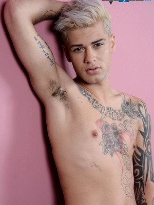 Gay sex pics with UK Exclusive, Mickey Taylor, Demonstrates His Inked Solo Antics With A Jizz-Load Of Cum!