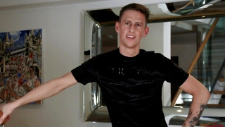 Free gay sex with Young Straight Boxer Hugo