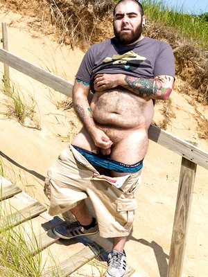 Gay male in Charlie Fiske Solo Set