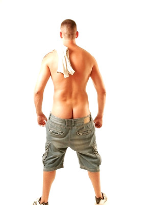 XXX gay photos of Mature gay dude Turbo Leon strips & shows his strong body & hard dick