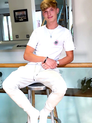 Hot twinks porn pics - Young Handsome Hal Shows off his Tanned Lean Body & Wanks his Hard Uncut Cock & Cums!