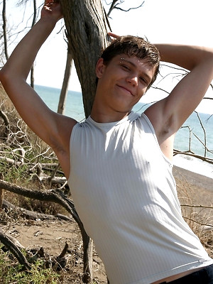 Hot boys nude photos - Cute twinks on a beach