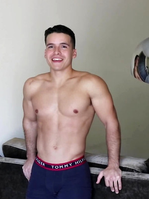 Twinks xxx pics - Handsome HUNK Damian Romano Jerks His Giant COCK