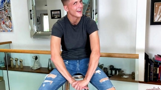 Free gay sex with Young Horny Lad