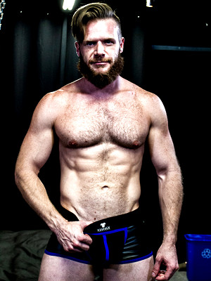 Gay male in Dungeon  Featuring: Brian Bonds & Dale Savage