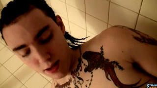 Free gay porn video Bathroom Straight Boy Jack Off - Blinx