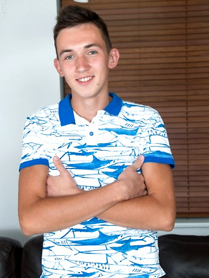 Gay boys pics - Skinny twink Marcel loves to finger his little pucker!