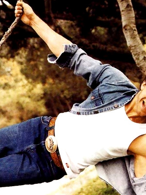 Free gay xxx pics with Scott Speedman photos