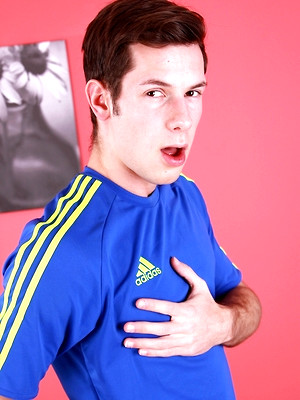 Gay pics of Manuel Adams sport solo
