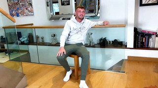 Free gay sex with Big Shooter Taylor Wanks his Hard Uncut Cock & Cums all over his Face!