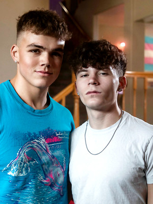 Cute uncut gay boys - Brooks Hooks Up