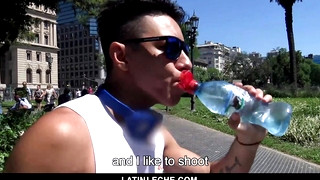 Free gay sex with Numero 4