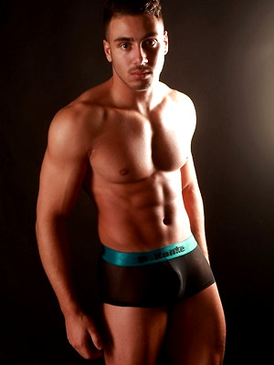 Gay porn pics strong guy