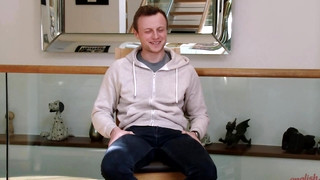 Free gay porn video Straight Young Athletic Footballer Returns & Wanks his Hard Uncut Cock & Cums Everywhere!