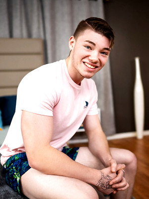 Gay sex pics with Connor solo