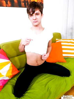 Hot boys nude photos - Liam Rose