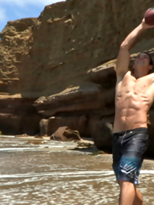 Gay porn pics Beefy and muscular boy Sidney