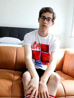 Gay sex pics with Starting the new year with our cute mate Sam Angel
