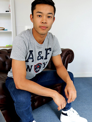 Twinks xxx pics - Check out my new mate - 21 year old Alex Sanchez naked for the first time