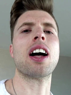 Gay porn pics Hairy Jock Wade County Jerks Off